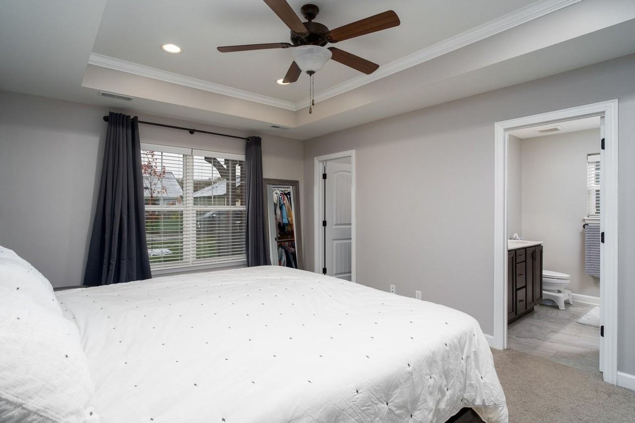 7416 Pemberton Dr - Photo 5 of 19