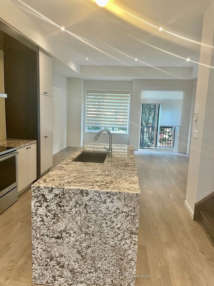 47 Ambler Lane - Photo 2 of 13