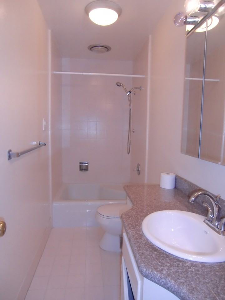 30 Iris Ave - Photo 2 of 9