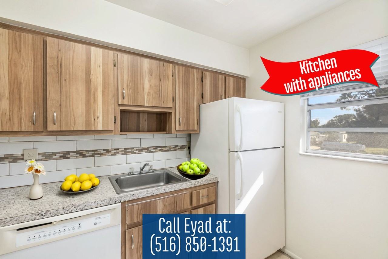 Oceania - 204 West Seminole Ave. - Photo 3 of 44