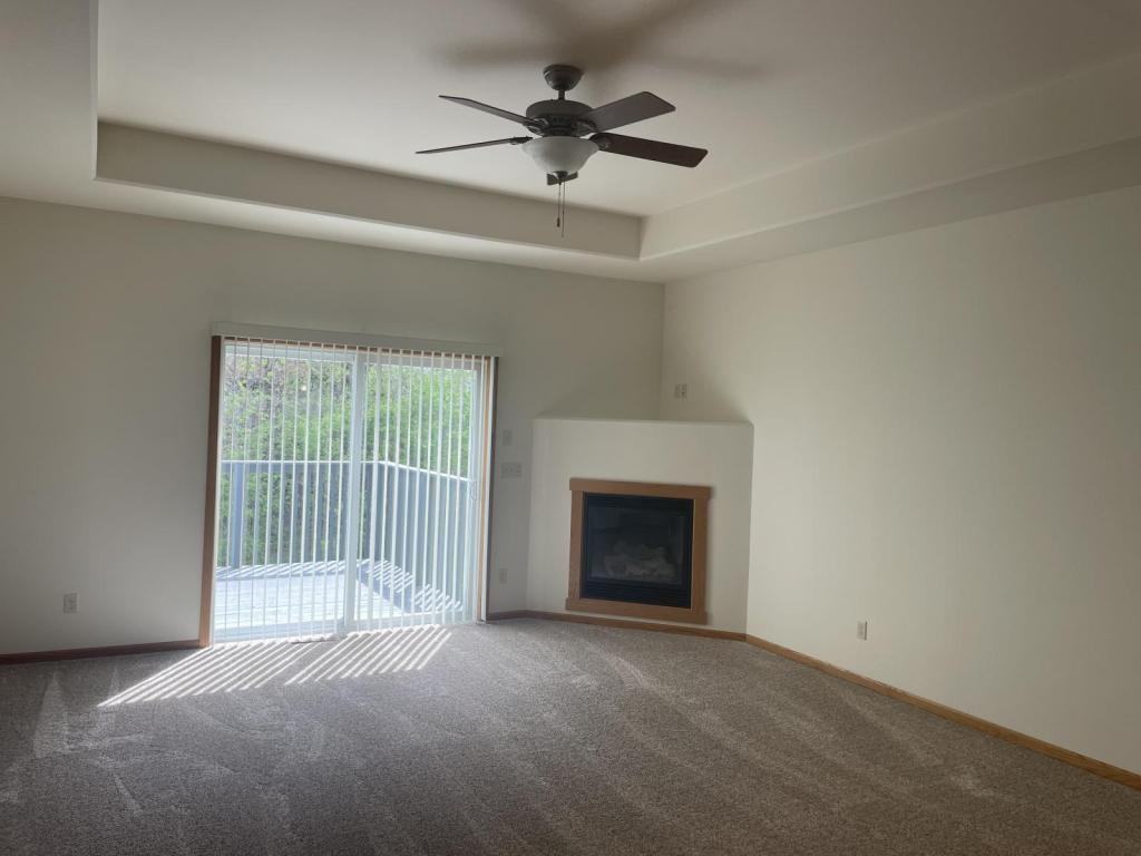 505 S Cherry Ln - Photo 3 of 12