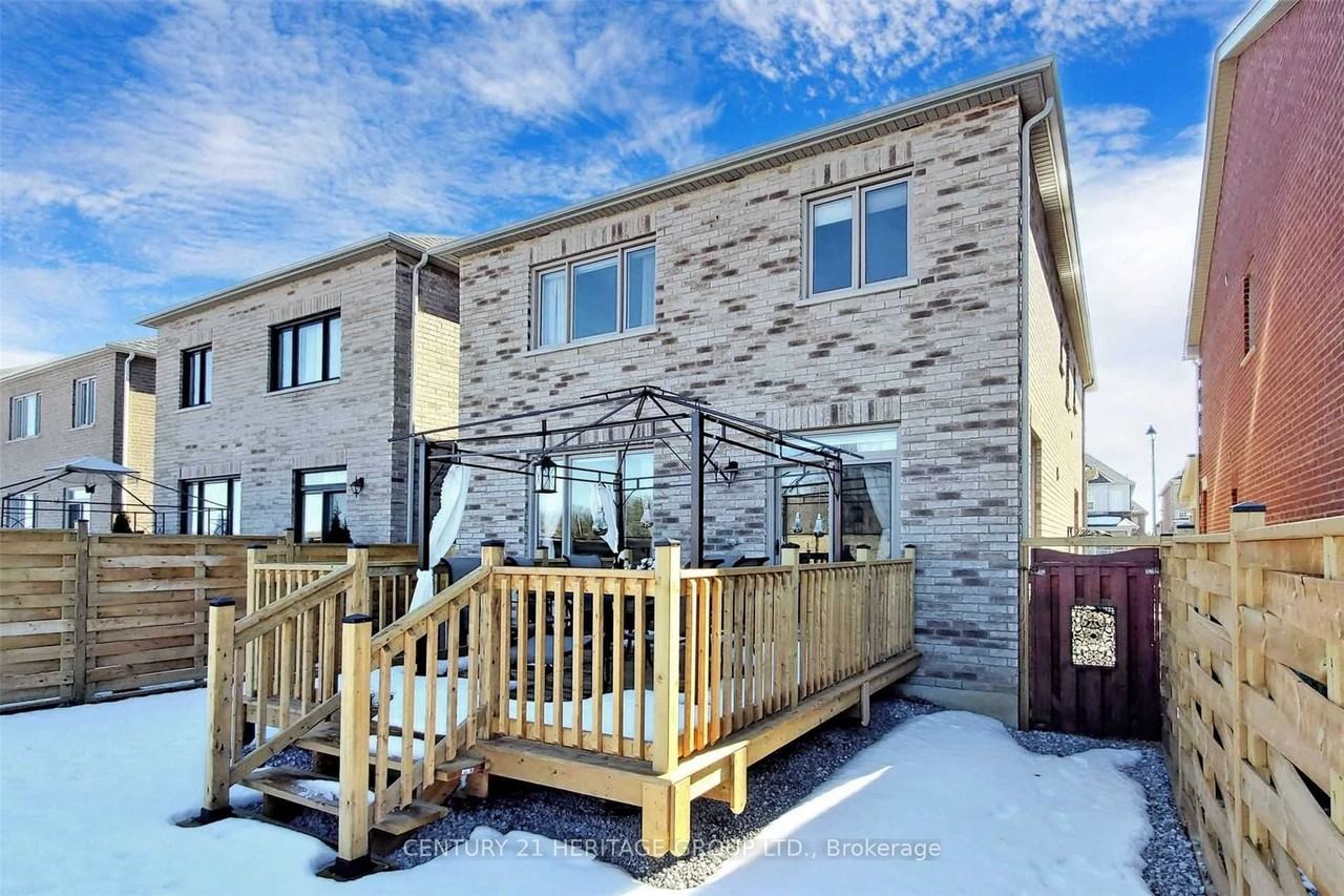 20 Festival Court - Photo 2 of 18