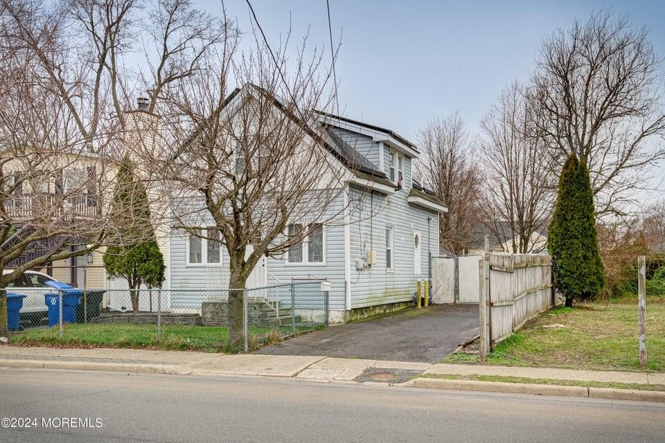 81 Ocean Avenue - Photo 2 of 14