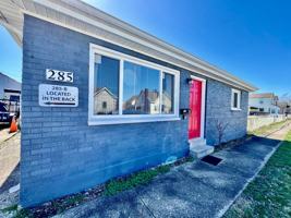 featured image of 285 Whitaker Ave