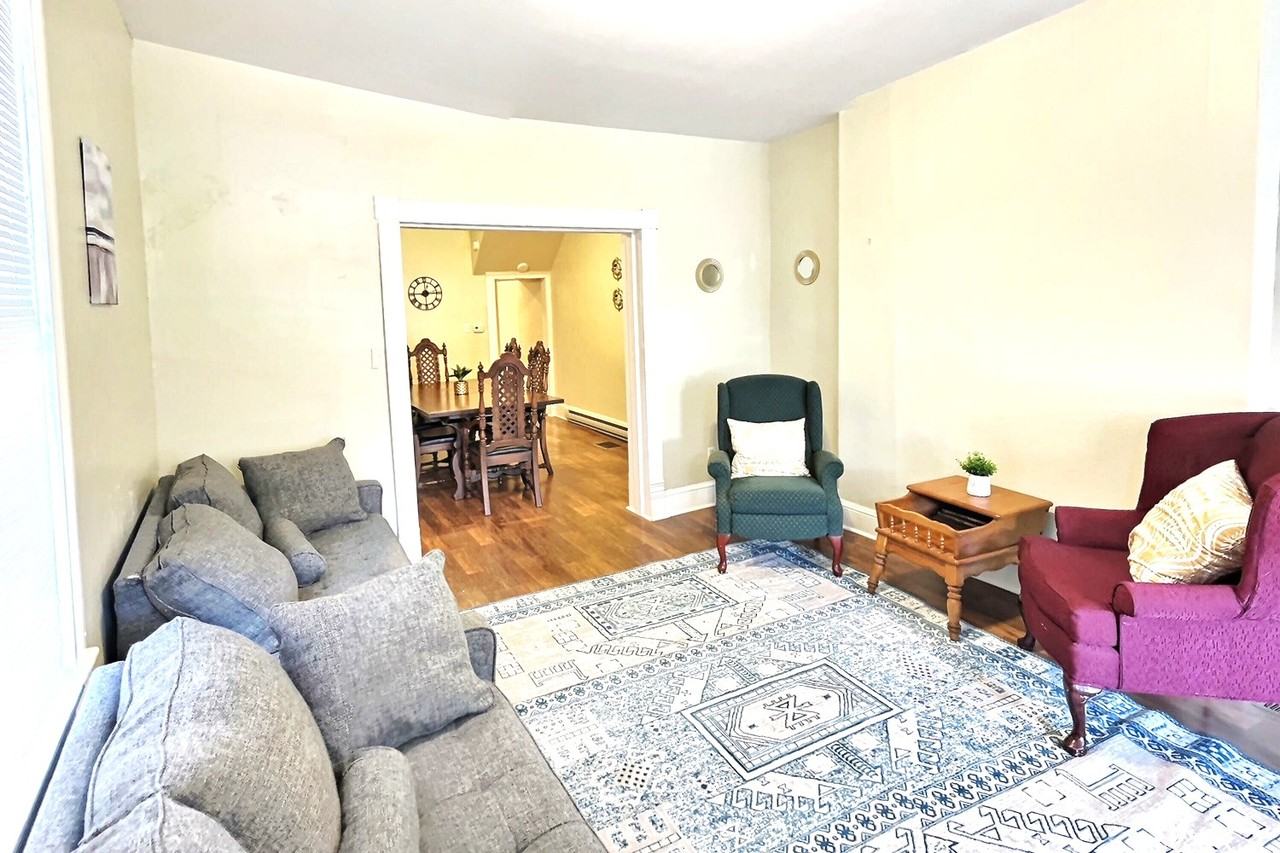 516 Bedford Street #NA - Photo 2 of 9