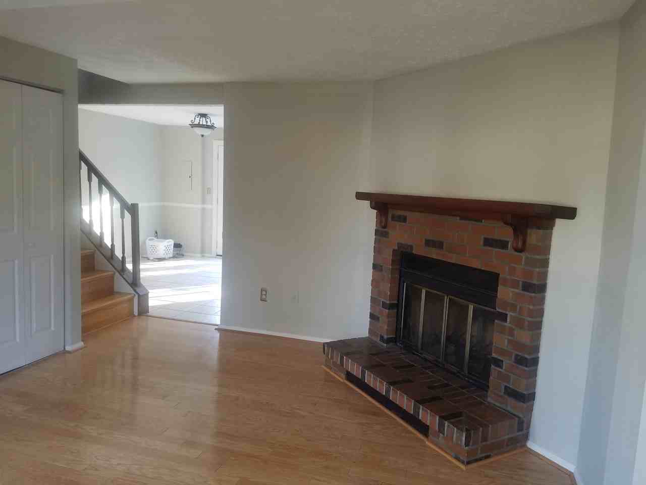8408 Cacapon Ct - Photo 6 of 33