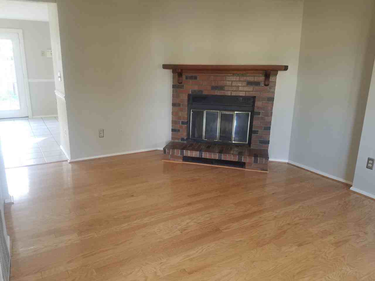 8408 Cacapon Ct - Photo 7 of 33