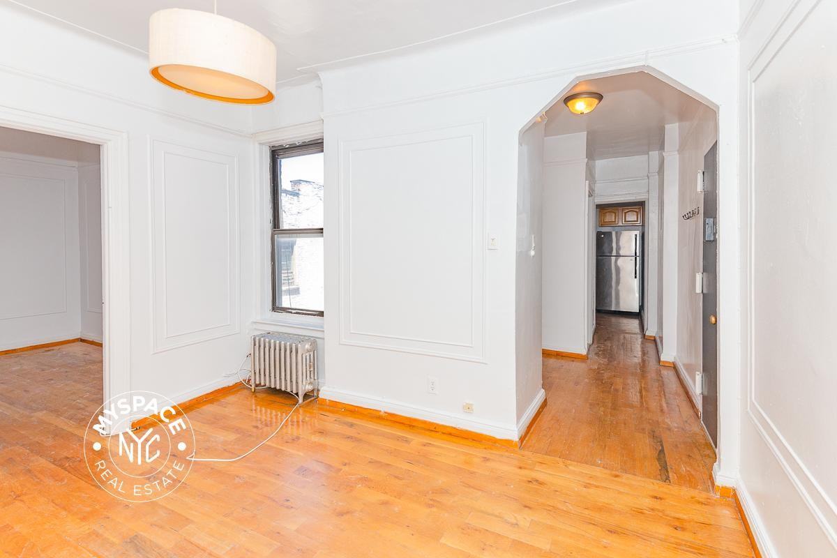 228 S 3rd St #B3