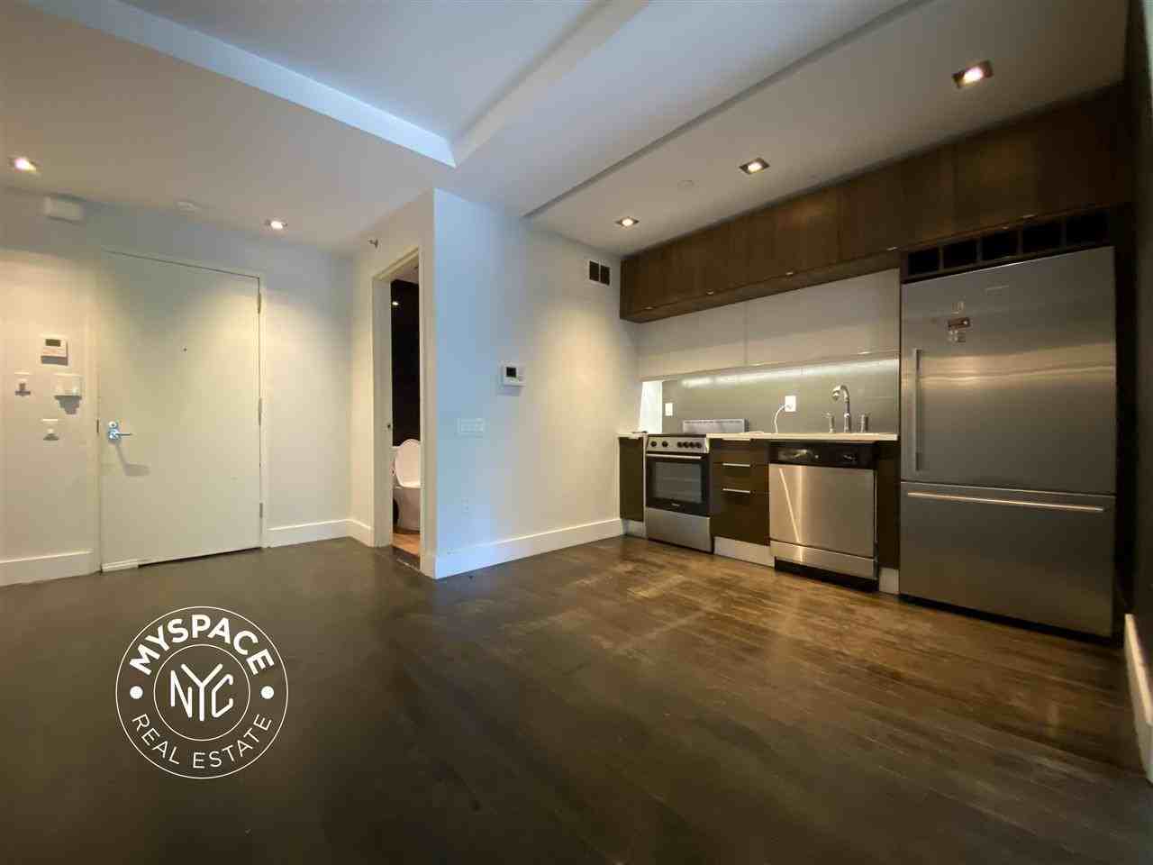 146 Meserole St #2F - Photo 7 of 11