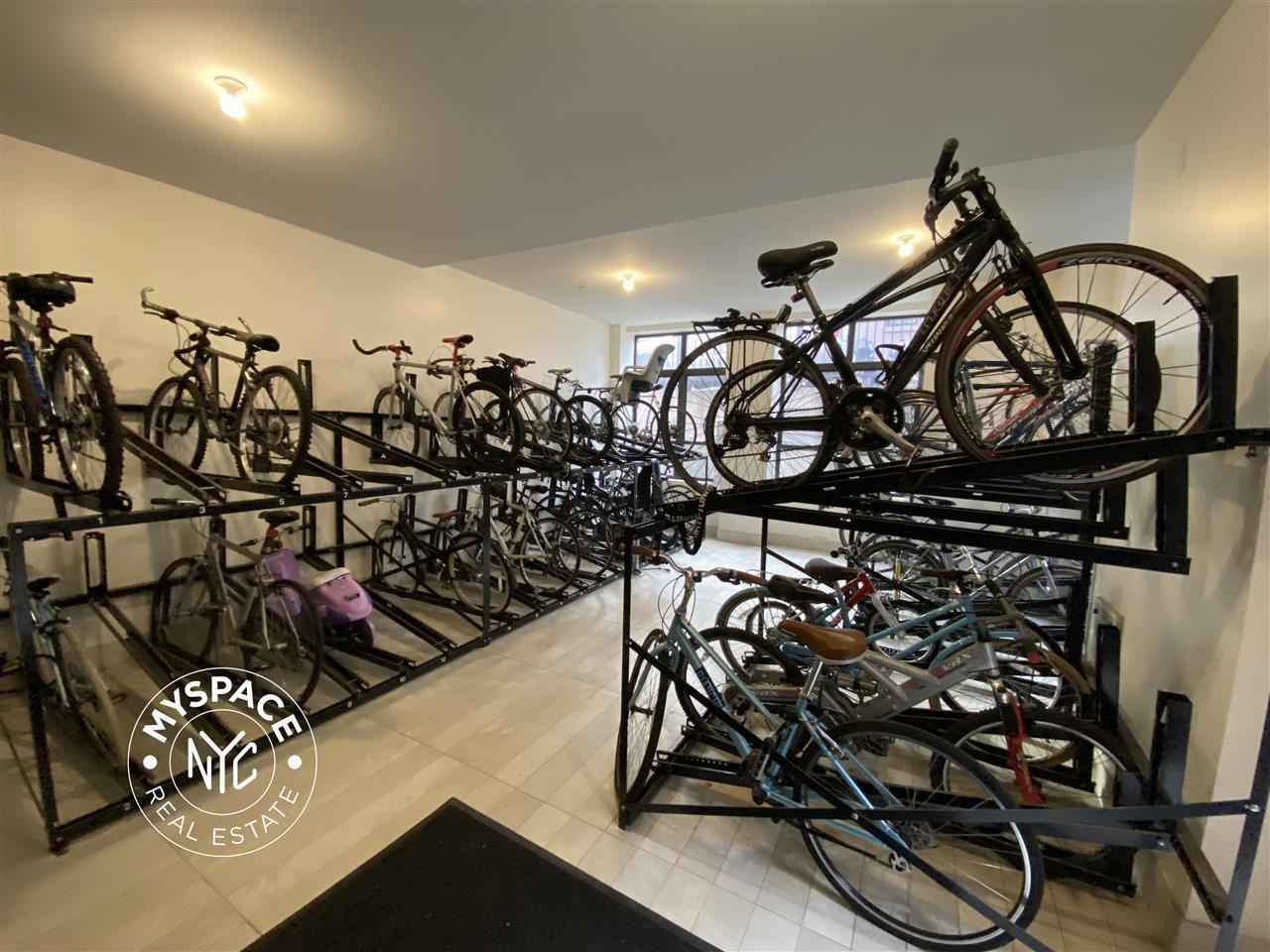 17 Monitor St #1J - Photo 2 of 10