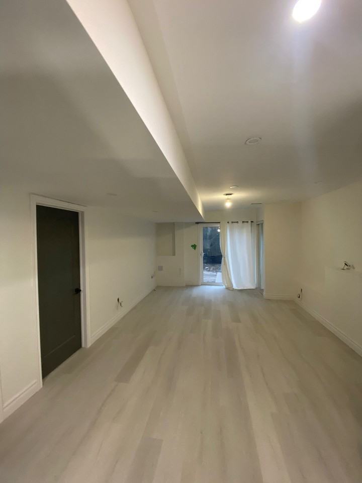 Penetanguishene Penetanguishene Road #Bsmt - Photo 2 of 17