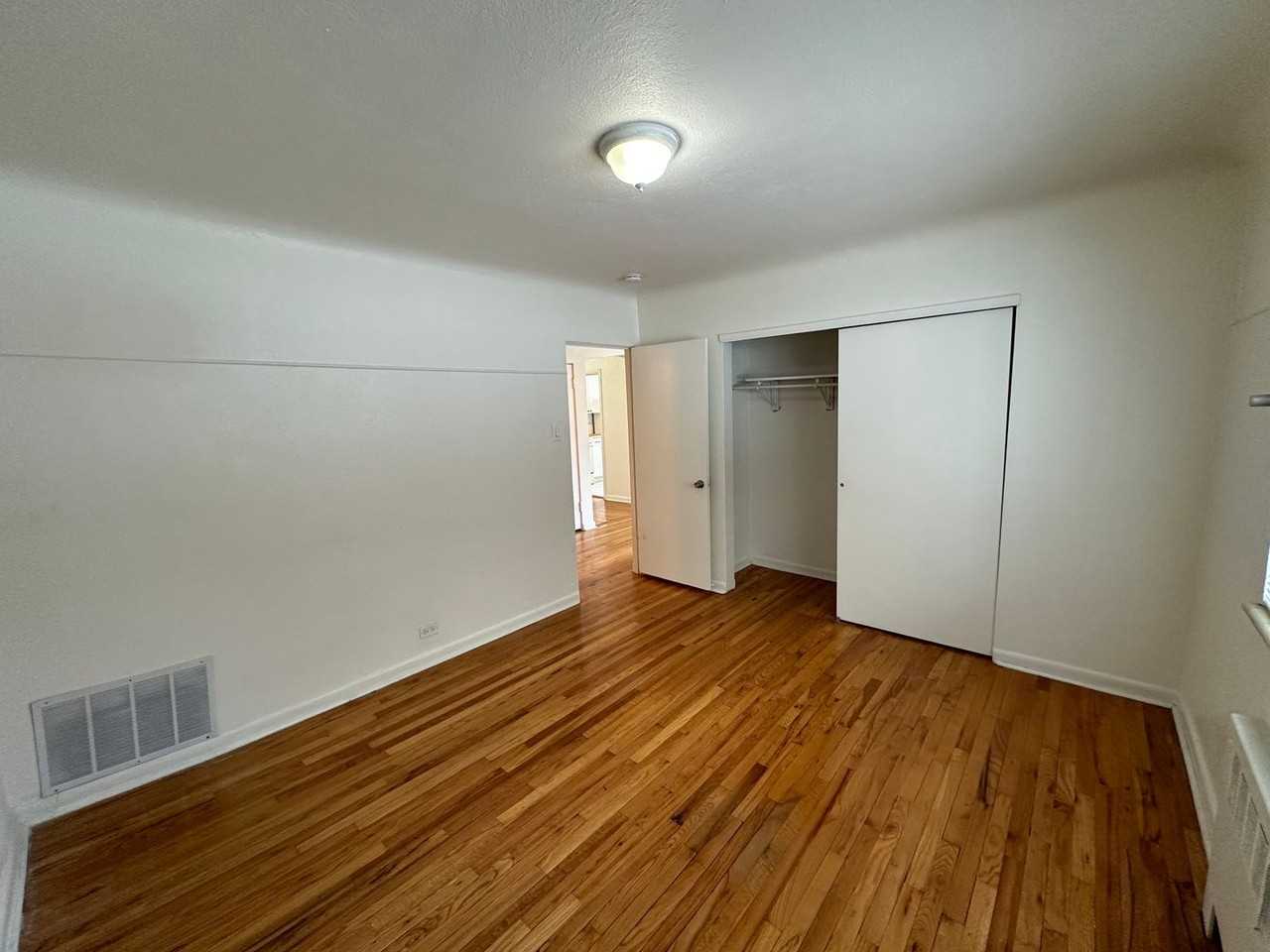 665 Washington St #7A - Photo 5 of 11