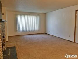 featured image of 321 6th St N