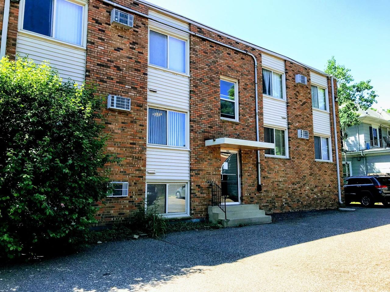 2649 Humboldt Ave S. - Photo 4 of 9