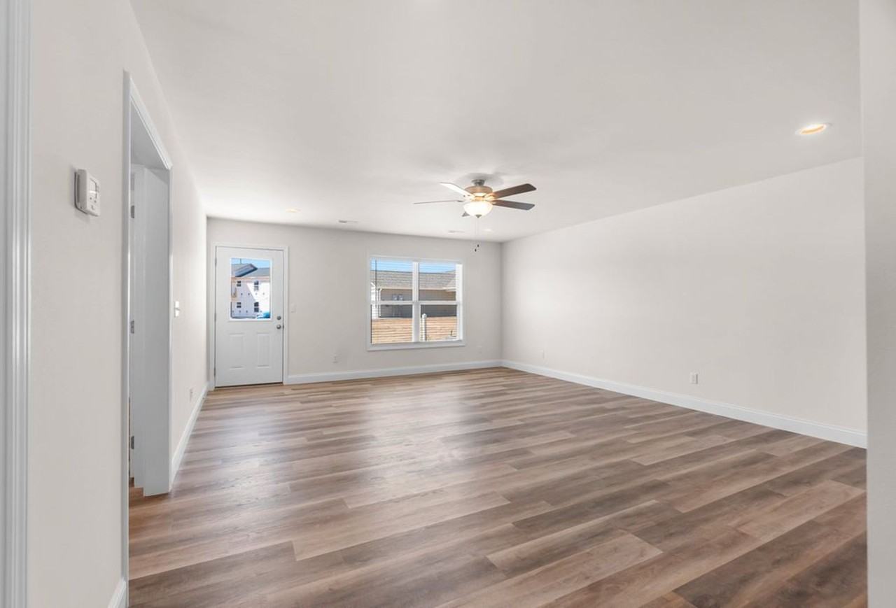 Highland Hills 197/199 - Photo 2 of 14