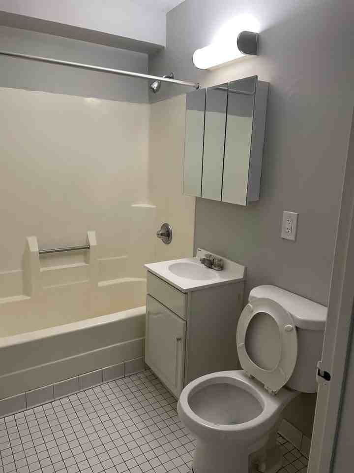 600A LLC - Photo 2 of 5