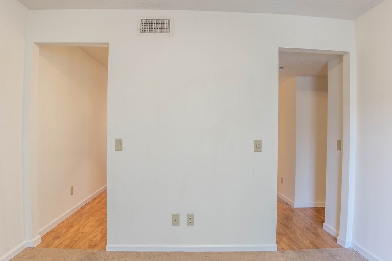 Mountaineer Court - Photo 2 of 16