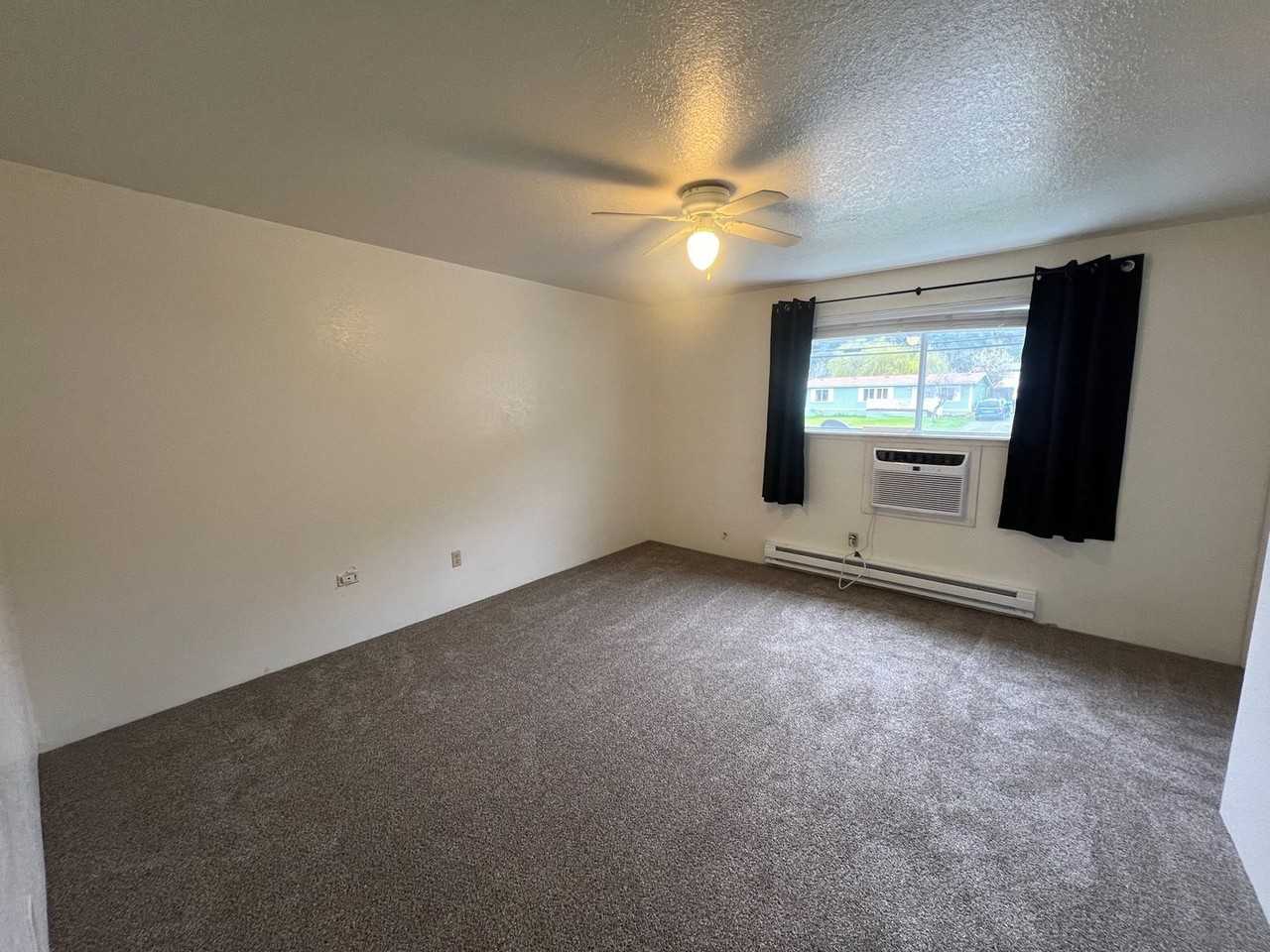 cold02 - Photo 2 of 5