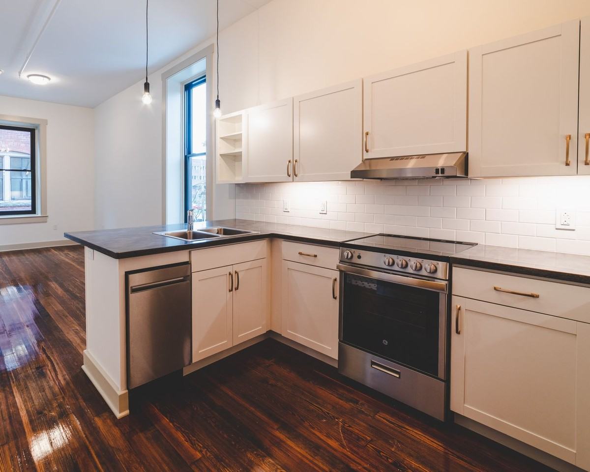 429 State - Photo 6 of 12