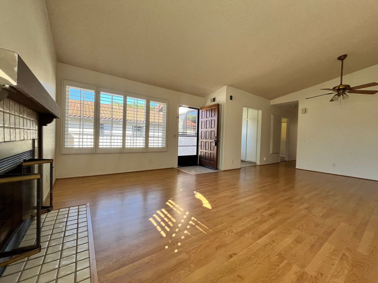 4225 4225 Porte De Palmas #185 - Photo 3 of 18