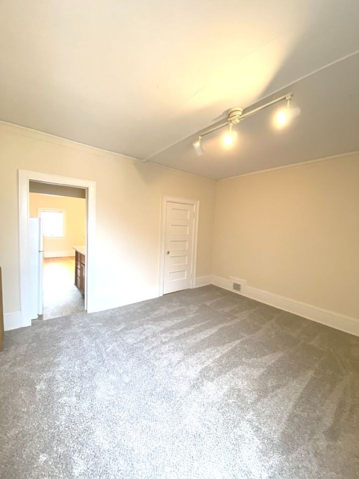 918-24 Knapp - Photo 5 of 31