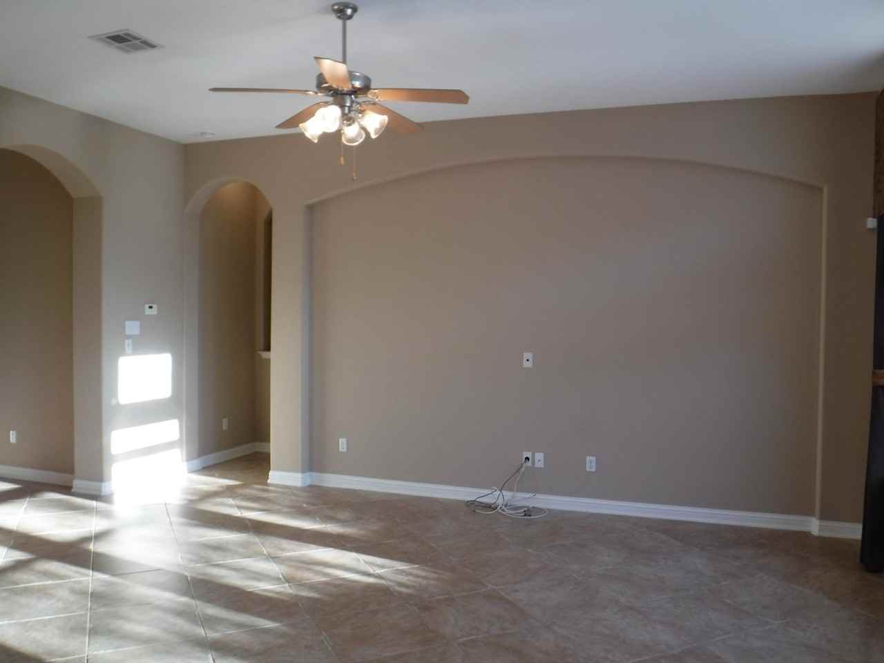 2859 Angelina Dr - Photo 3 of 10