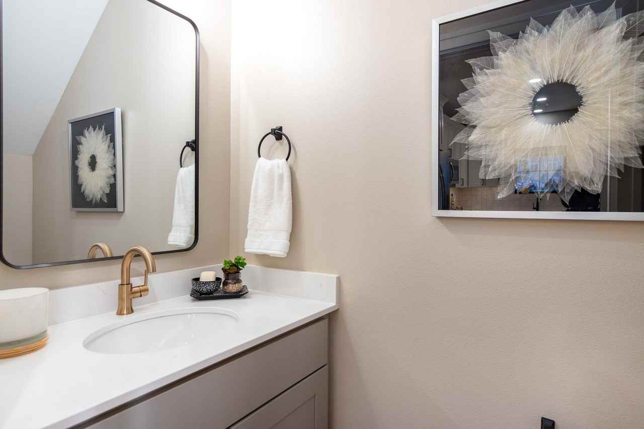 2105 Aikman Dr - Photo 6 of 13