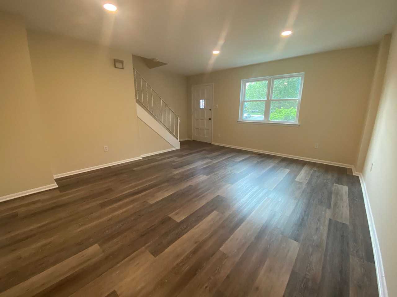 1217 Laurel Rd - Photo 3 of 20