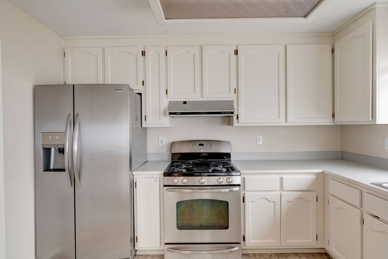 1119 Sw Klickitat Ter - Photo 5 of 29