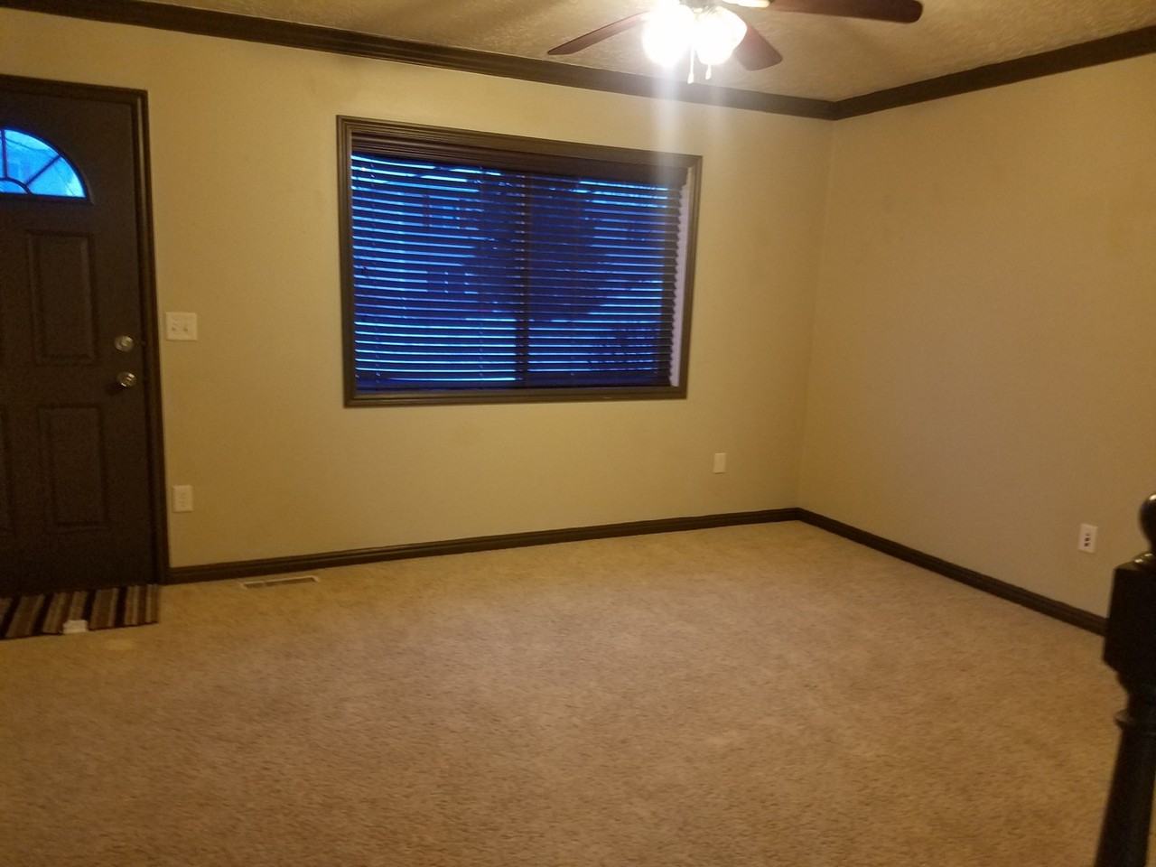 614 Sunflower Rd - Photo 3 of 16