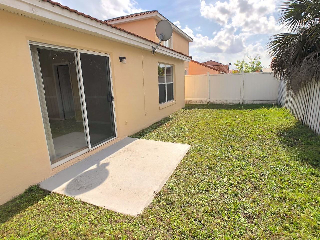2298 Santa Lucia St - Photo 7 of 15