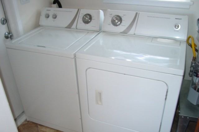 1839 39th St - Photo 3 of 10