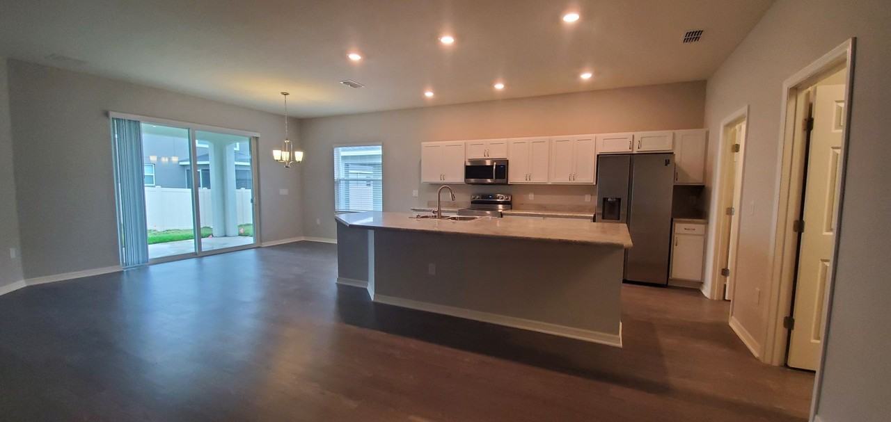 1030 Corso Dr - Photo 3 of 30