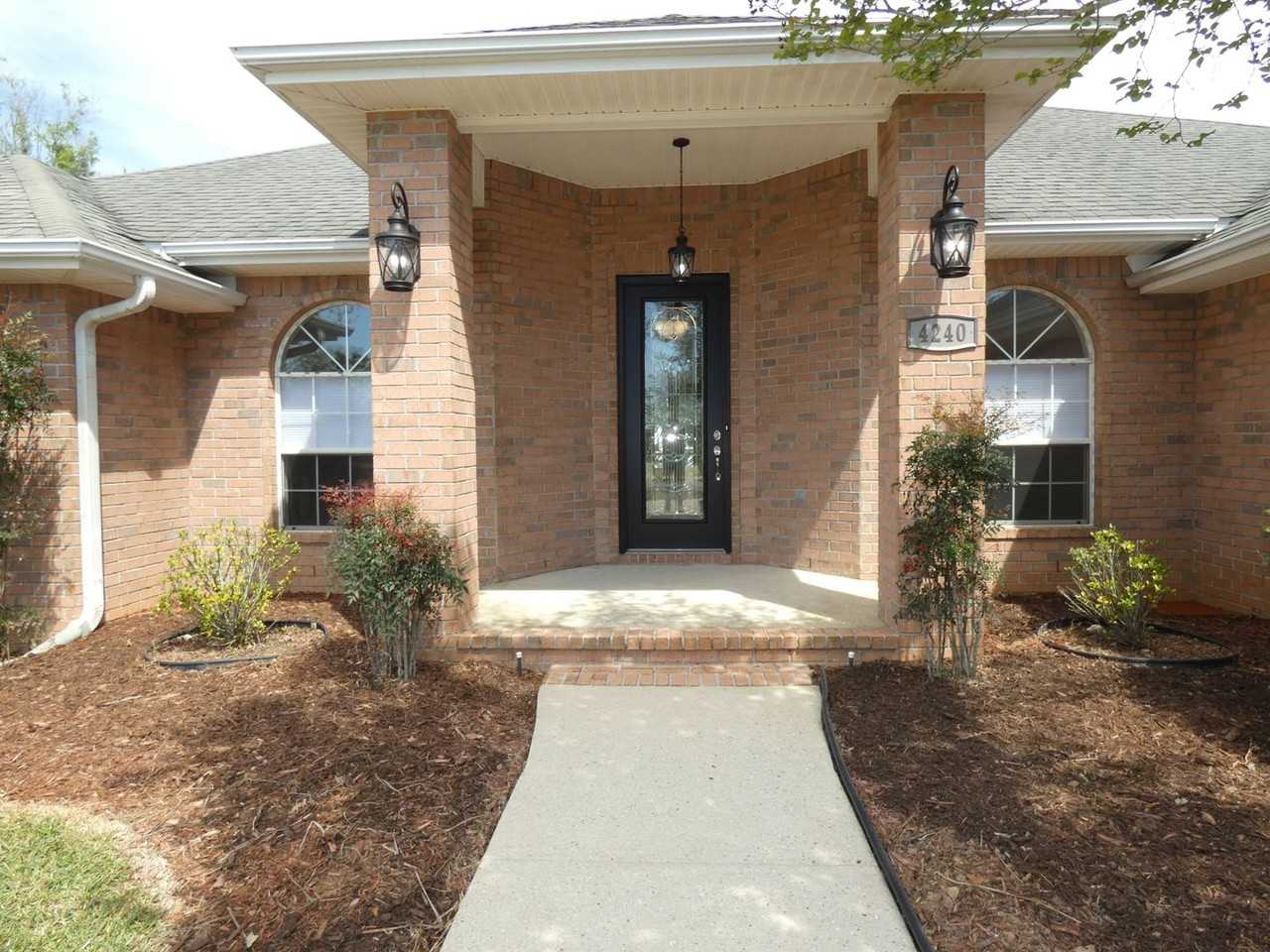 4240 Essex Terrace Cir - Photo 2 of 44