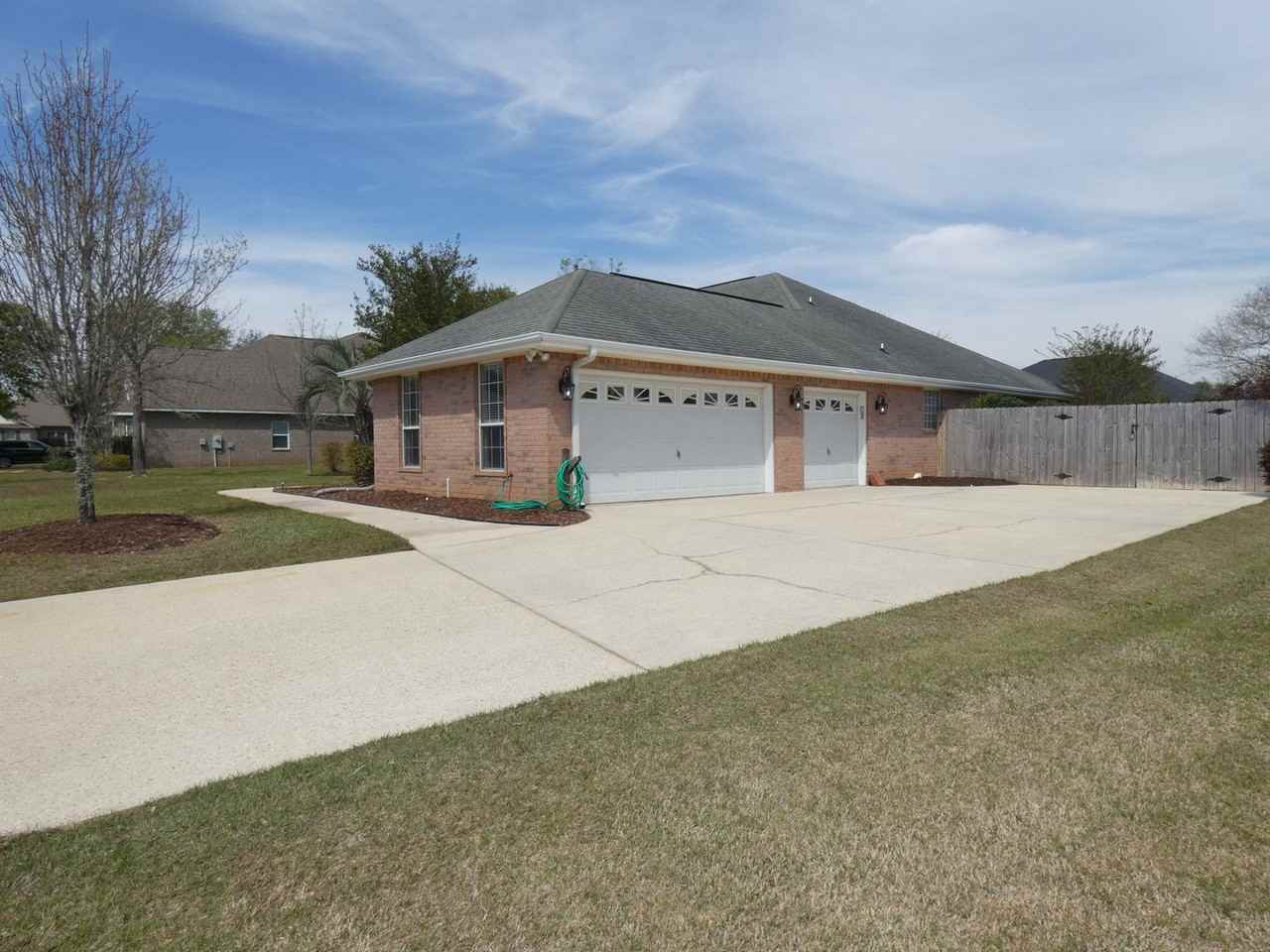 4240 Essex Terrace Cir - Photo 4 of 44