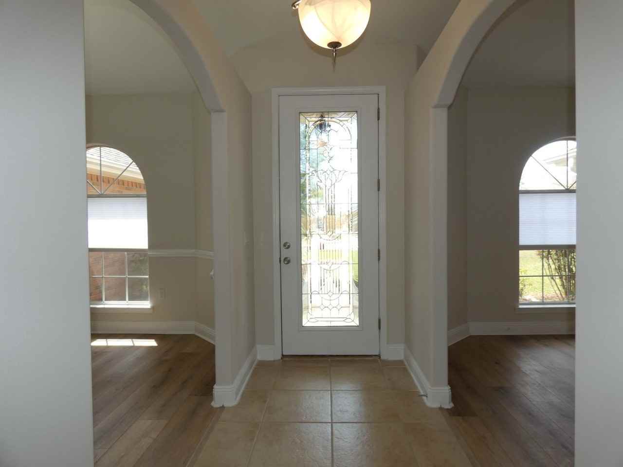 4240 Essex Terrace Cir - Photo 5 of 44