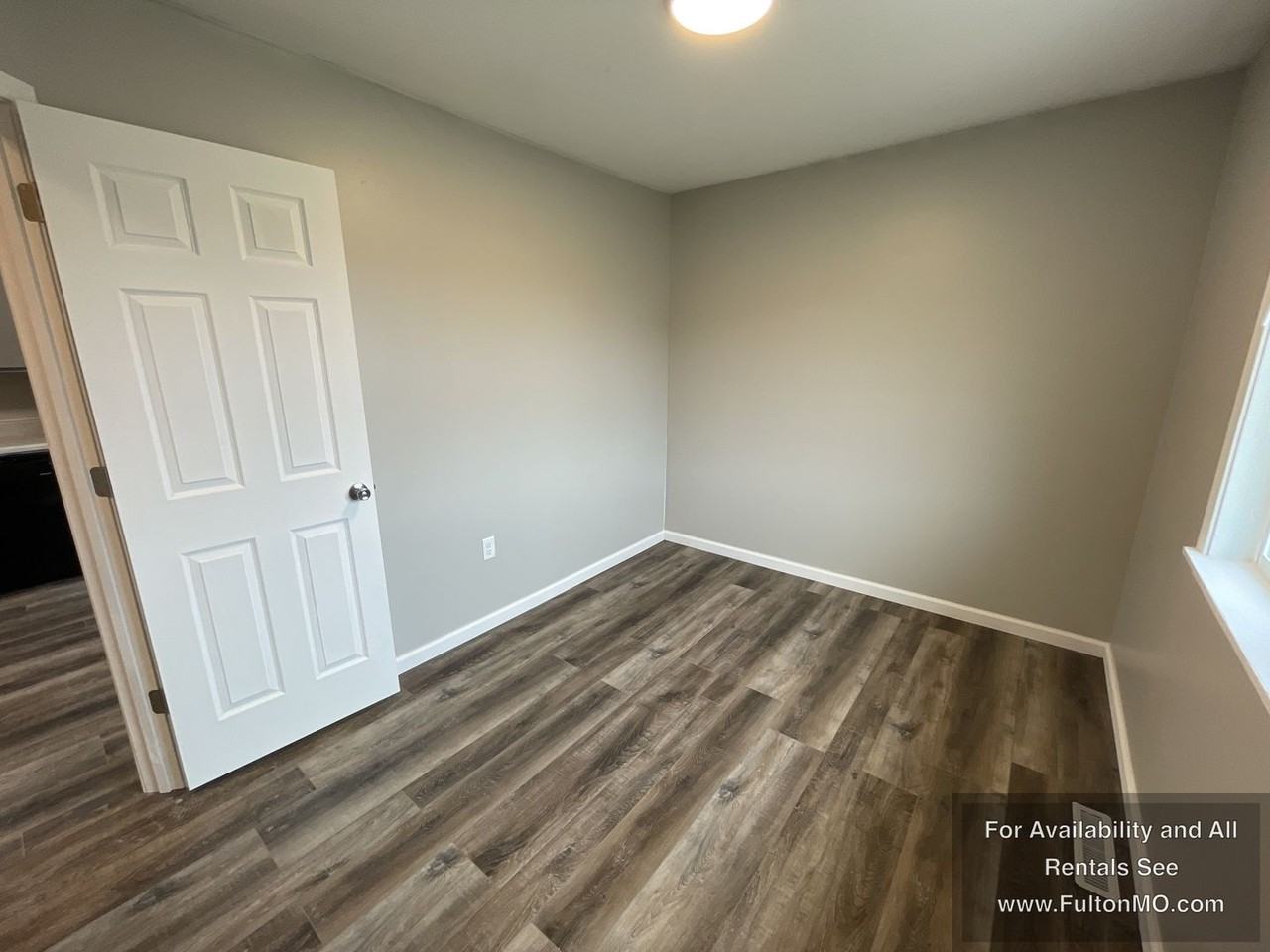 300 Market St - Photo 7 of 19