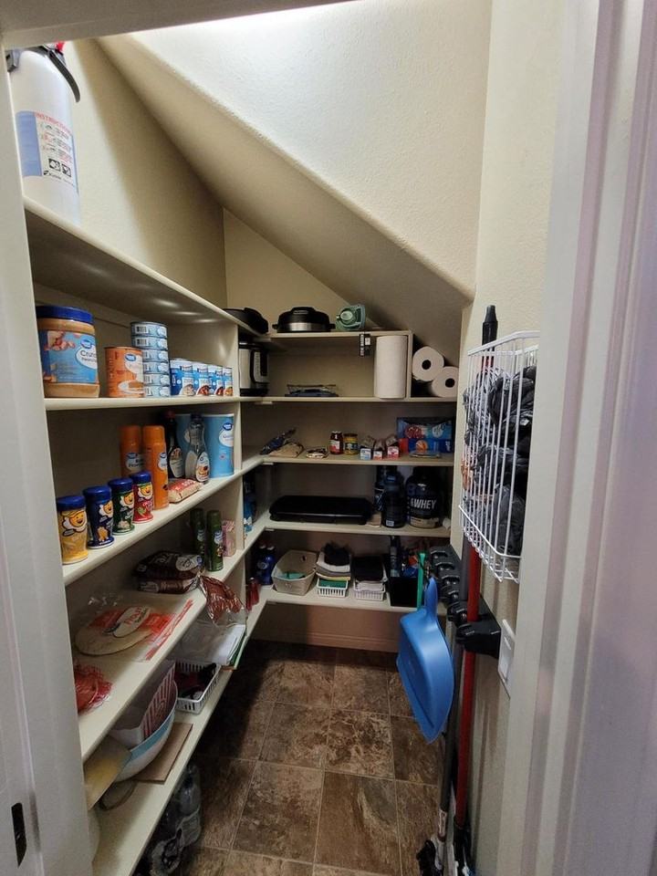 10335 W Breckfield St - Photo 7 of 16