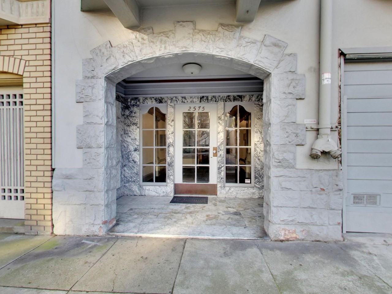 2575 Washington Street - Photo 2 of 15