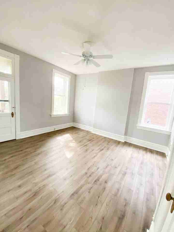 4450 Pennsylvania Ave - Photo 2 of 6