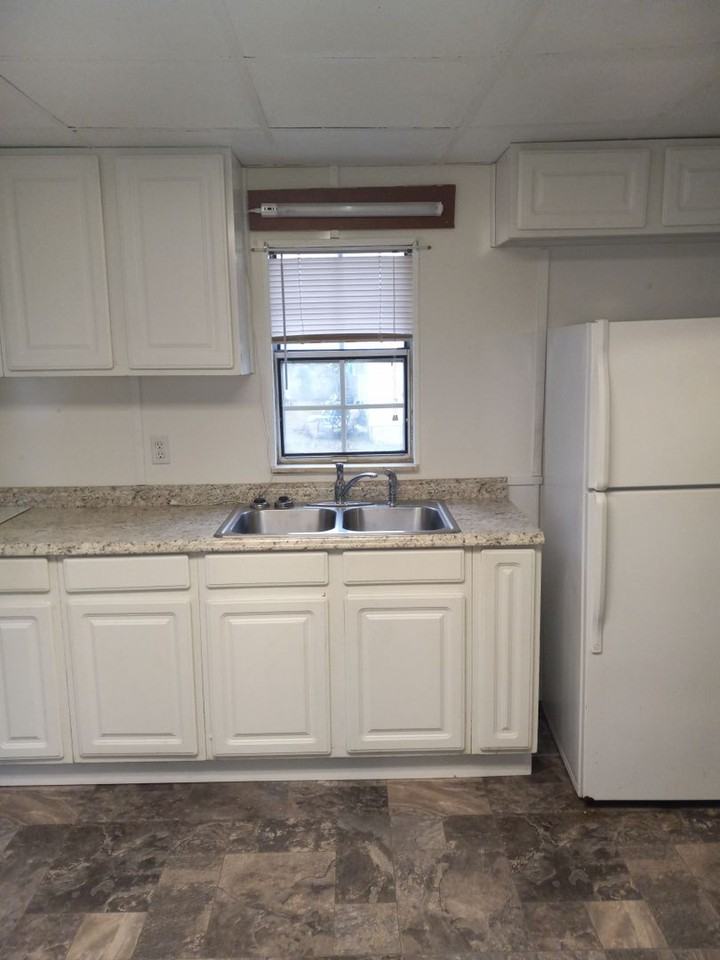 1925 Dodson Ave - Photo 2 of 8