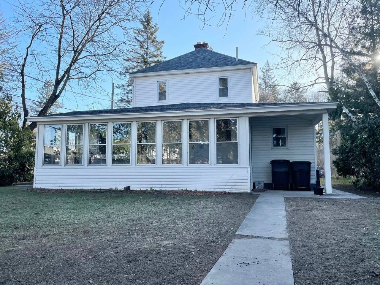 237 N Ballston Ave - Photo 3 of 39