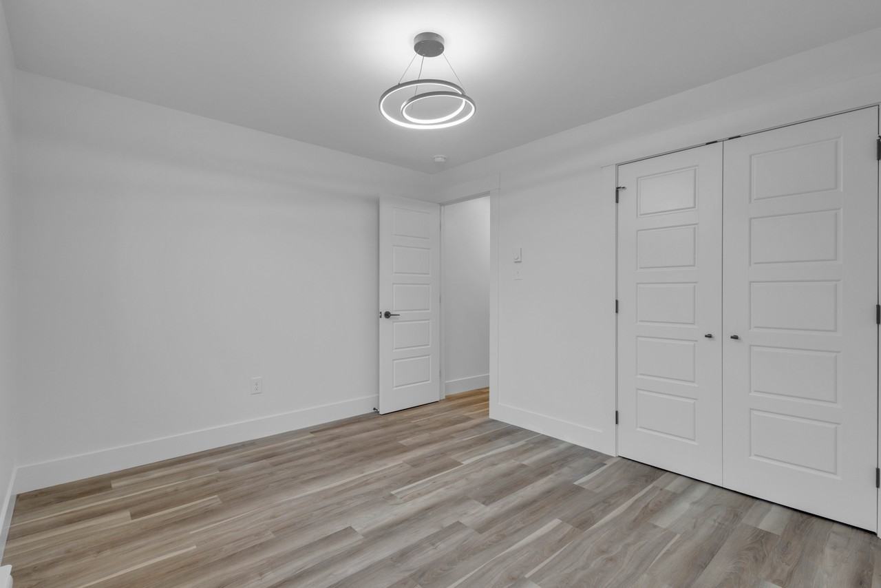 133 Woodhaven Drive - Photo 3 of 24