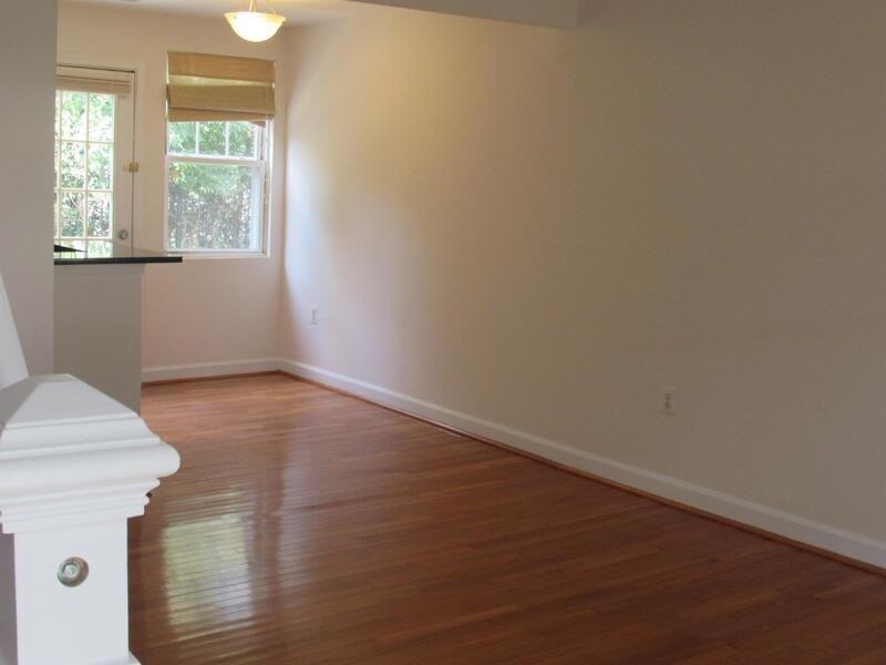 6902 Hawthorne St - Photo 2 of 11