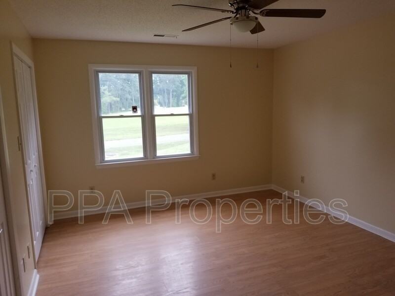 2892 Willow Cove Dr - Photo 3 of 8