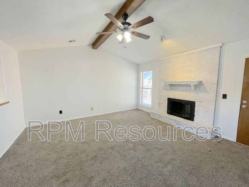 12401 Sw 4th St - Photo 7 of 15