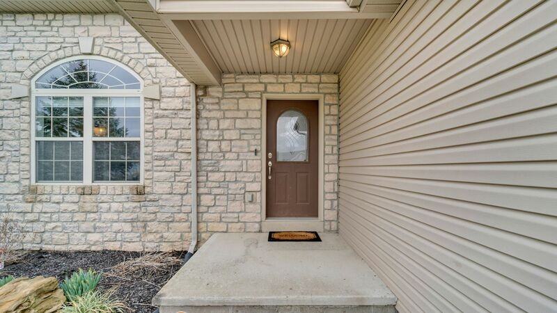 167 Carriage Pl - Photo 3 of 39