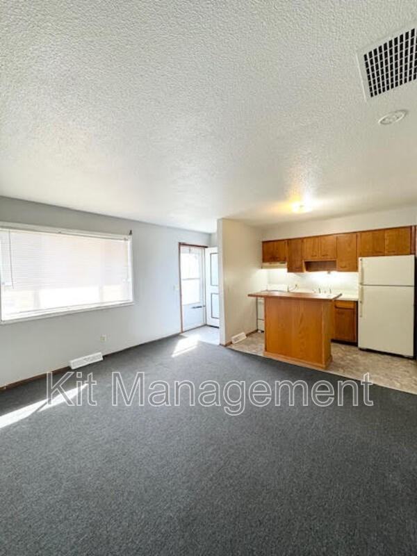 5517 Douglas Rd #5 - Photo 6 of 7