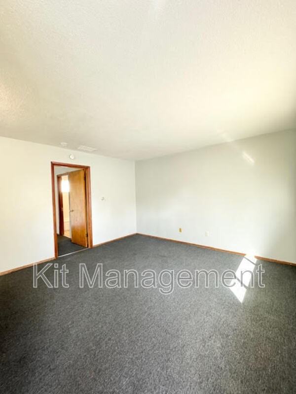 5517 Douglas Rd #5 - Photo 7 of 7