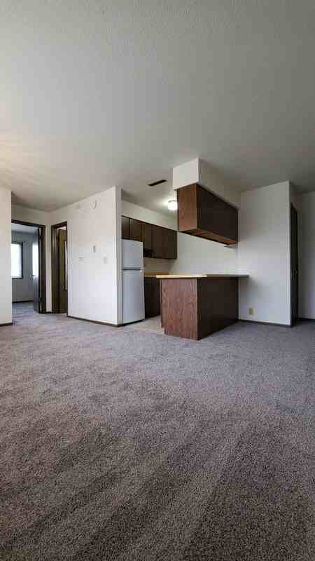 980 Eisenhower Rd #20 - Photo 5 of 7
